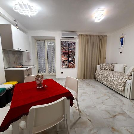 La Casa Di Patta A Spaccanapoli المظهر الخارجي الصورة